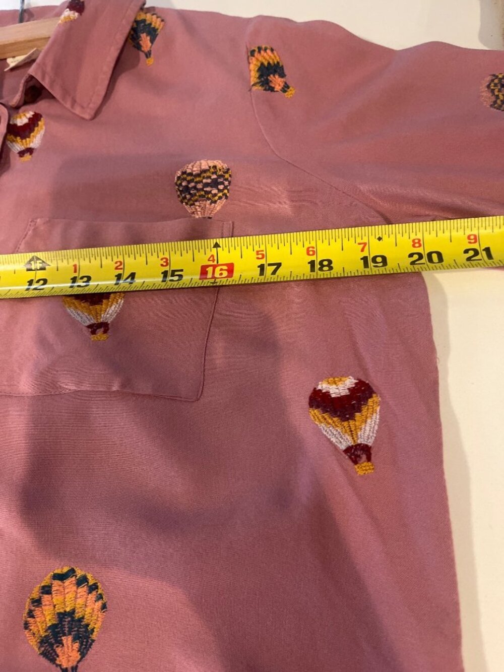 Hot Air Balloon Embroidered Button-Down Shirt Mauve Petite Size 6P Anthropology - Picture 10 of 11
